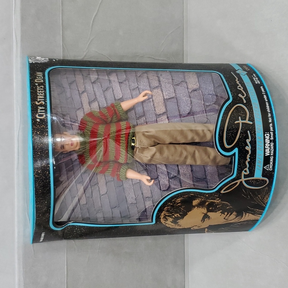 Vintage James Dean 11 inch doll DSI 1994 City Streets Dean DAMAGED BOX